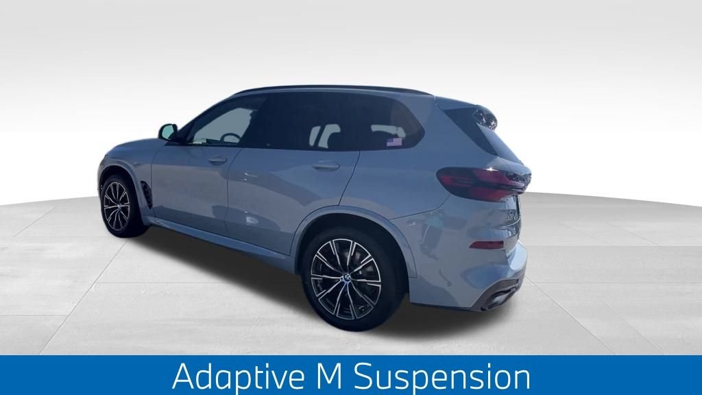 Used 2026 Gray BMW xDrive40i image 10