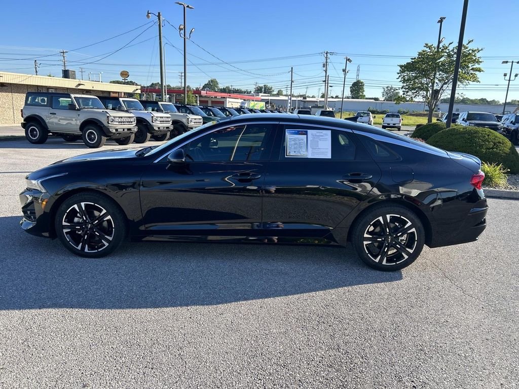 Certified Used 2024 Ebony Black Kia GT-Line image 7