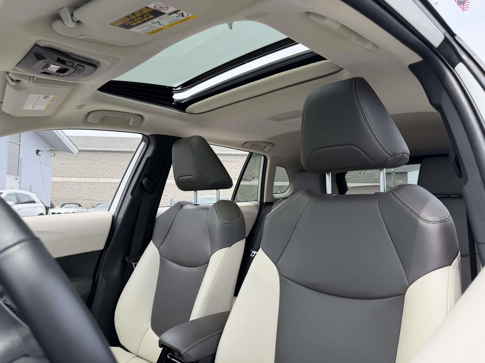 2023 Toyota Corolla Cross XLE - Photo 20