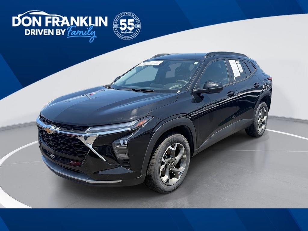 2025 Chevrolet Trax LT's photo