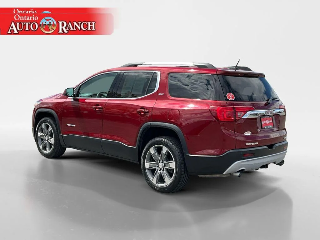 Used 2018 Crimson Red Tintcoat GMC SLT image 3