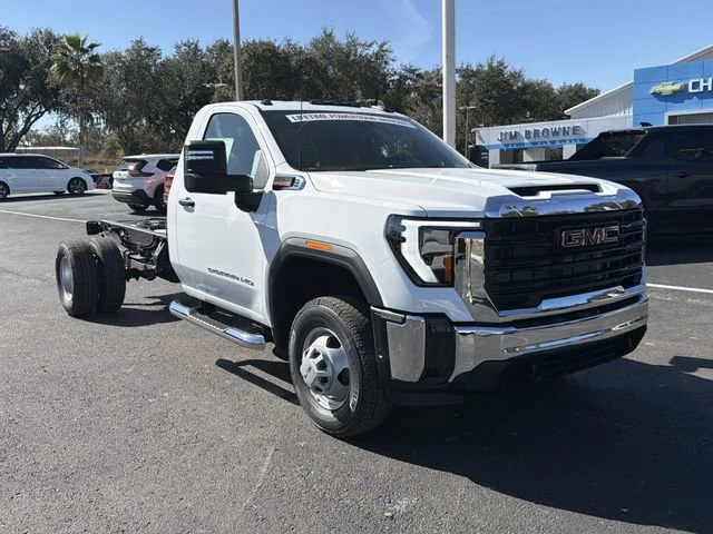 New 2026 Summit White GMC Pro image 2