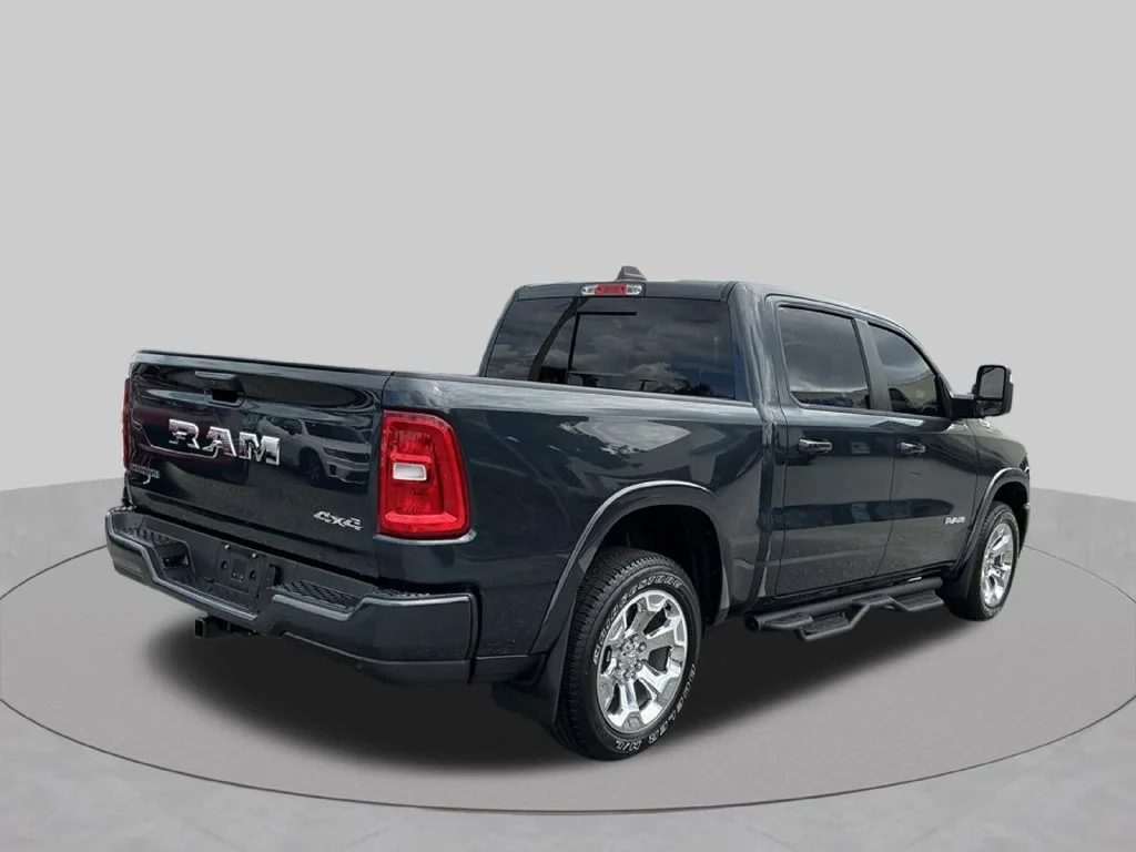 Used 2025 Blue Ram Big Horn/Lone Star image 9