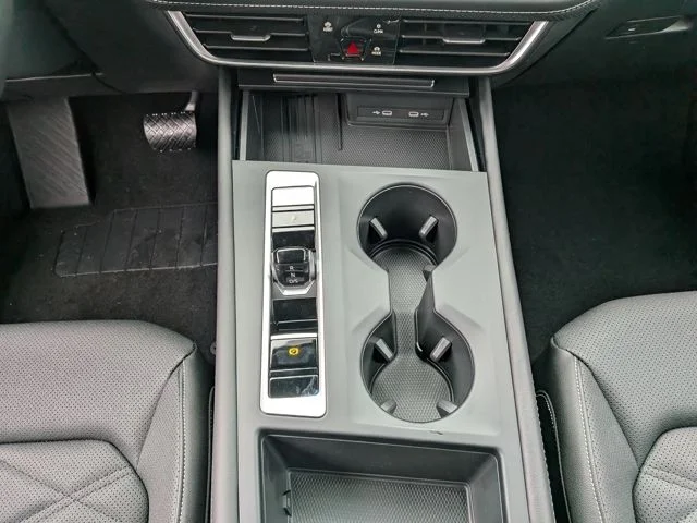 New 2026 White Volkswagen 2.0T SE image 21
