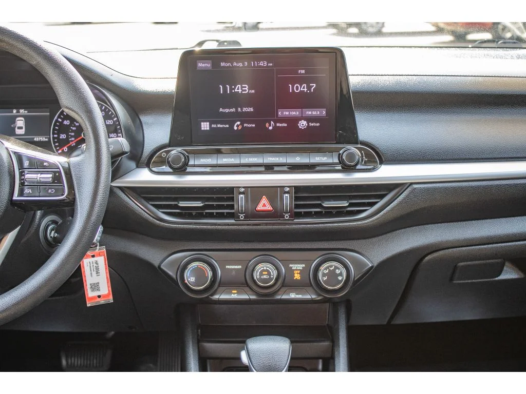 Used 2024 Snow White Pearl Kia LXS image 23