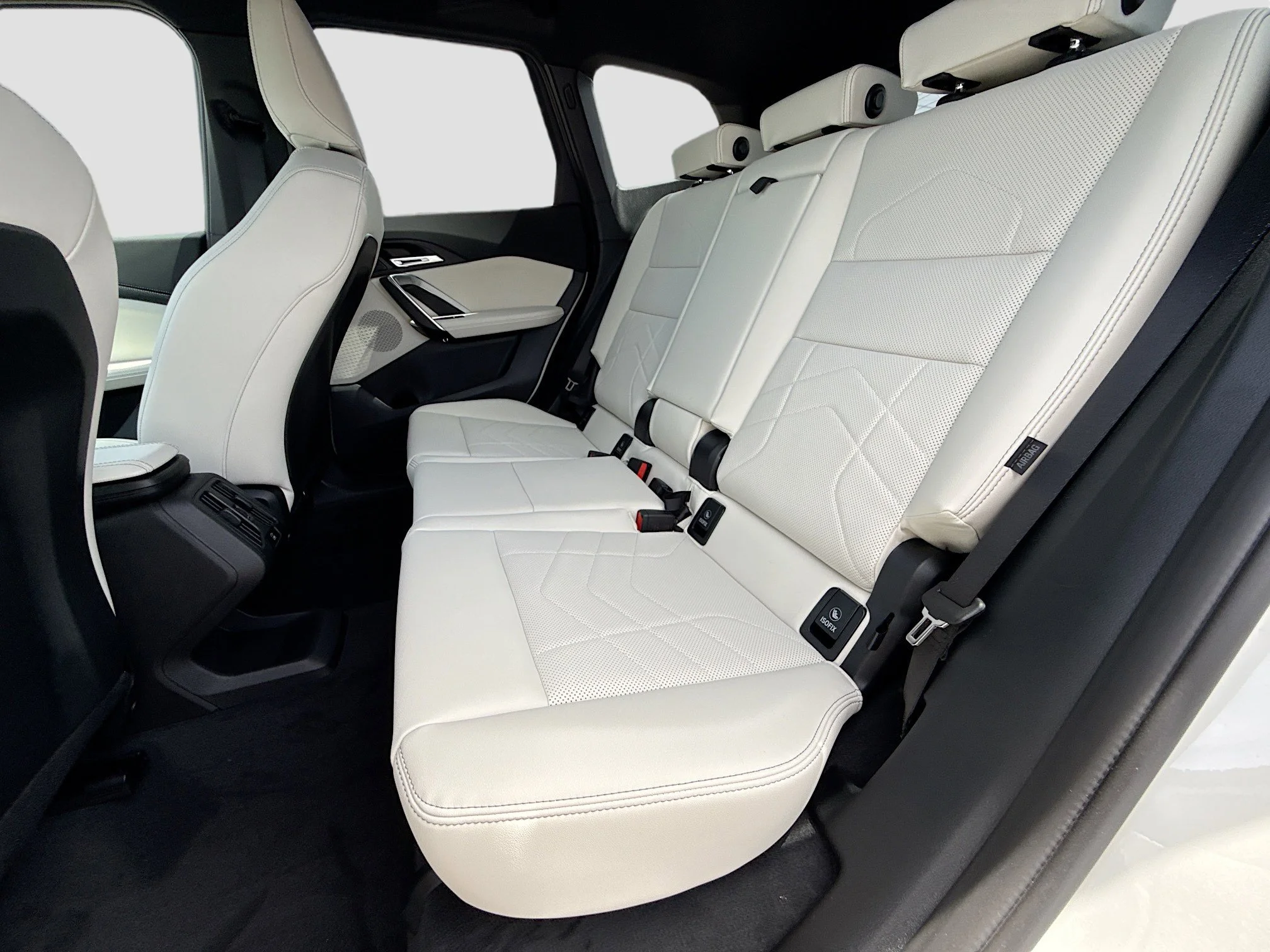 New 2026 Alpine White BMW xDrive28i image 21