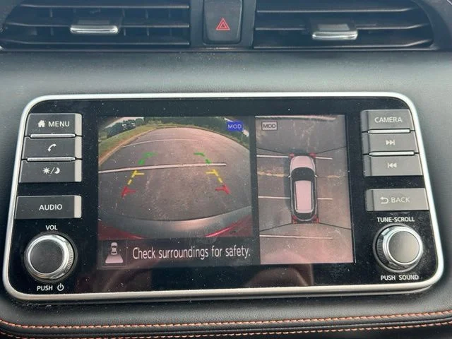 Used 2019 Red Nissan SR image 23