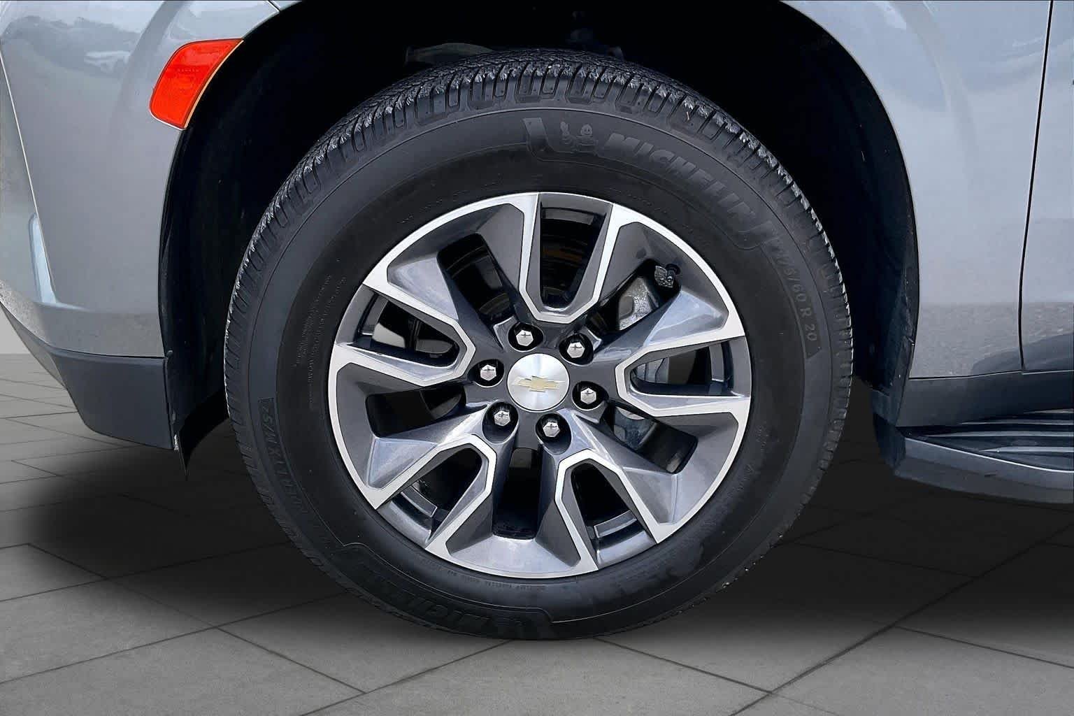 Used 2022 Satin Steel Metallic Chevrolet LT image 11