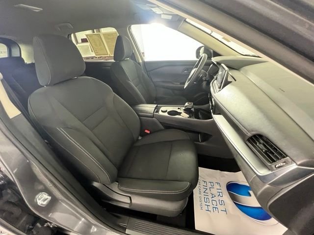 Used 2024 Gray Nissan S image 33