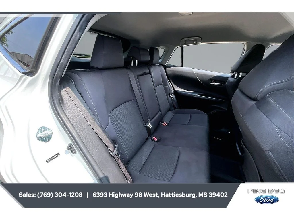 Used 2021 Blizzard Pearl Toyota LE image 20