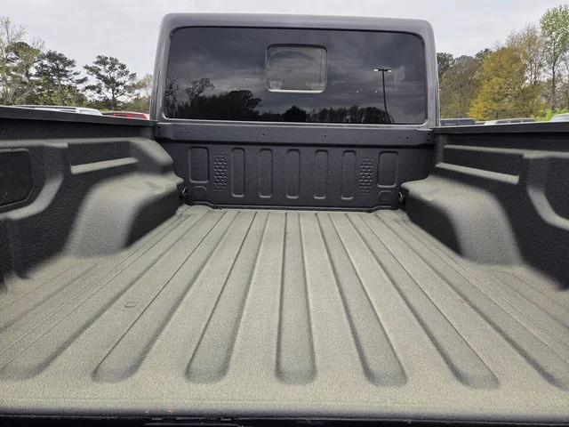 New 2026 Granite Crystal Metallic Clear-Coat Exterior Paint Jeep Rubicon X image 30