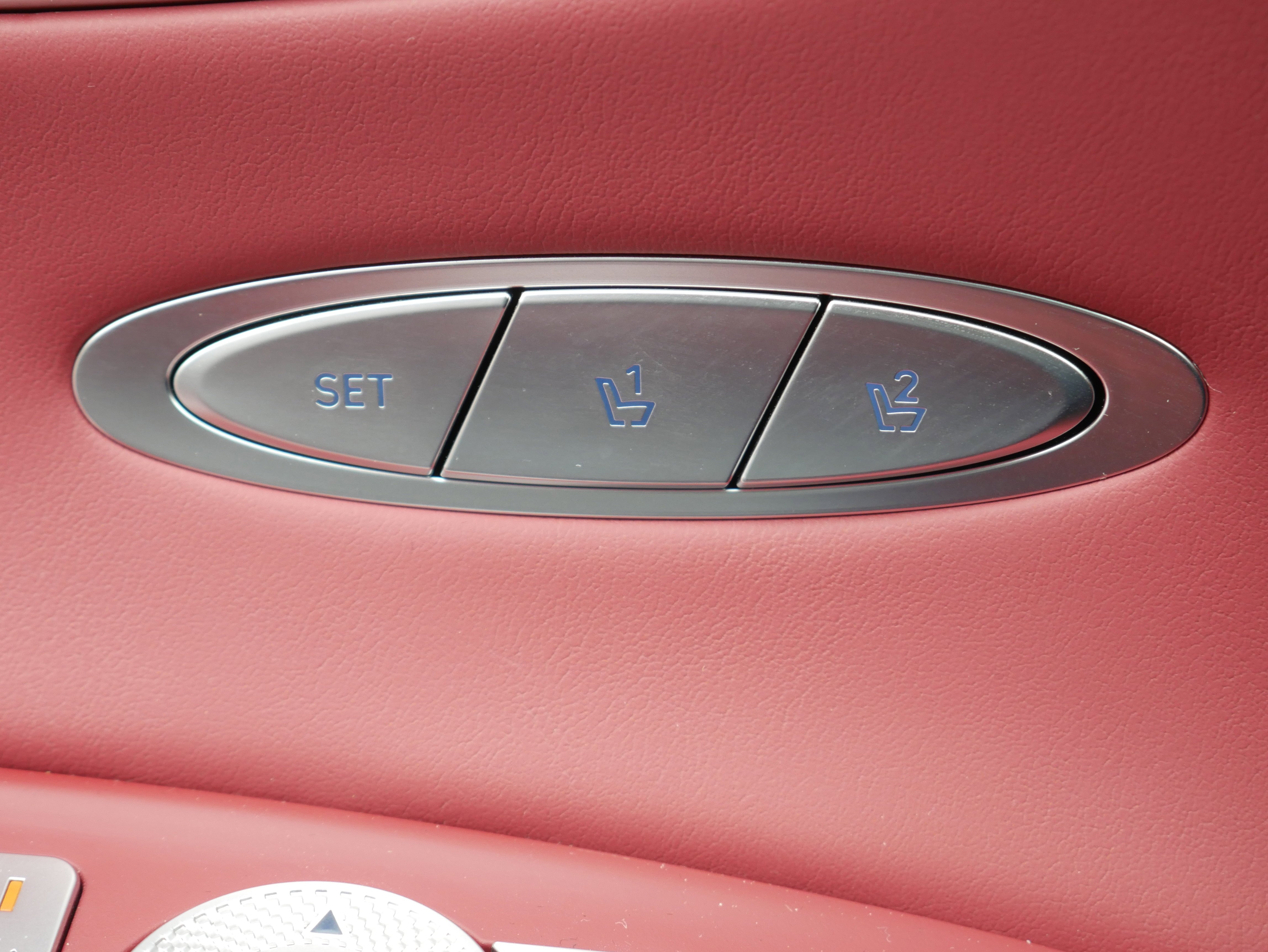 2026 GENESIS GV70 Sport Advanced - Photo 32