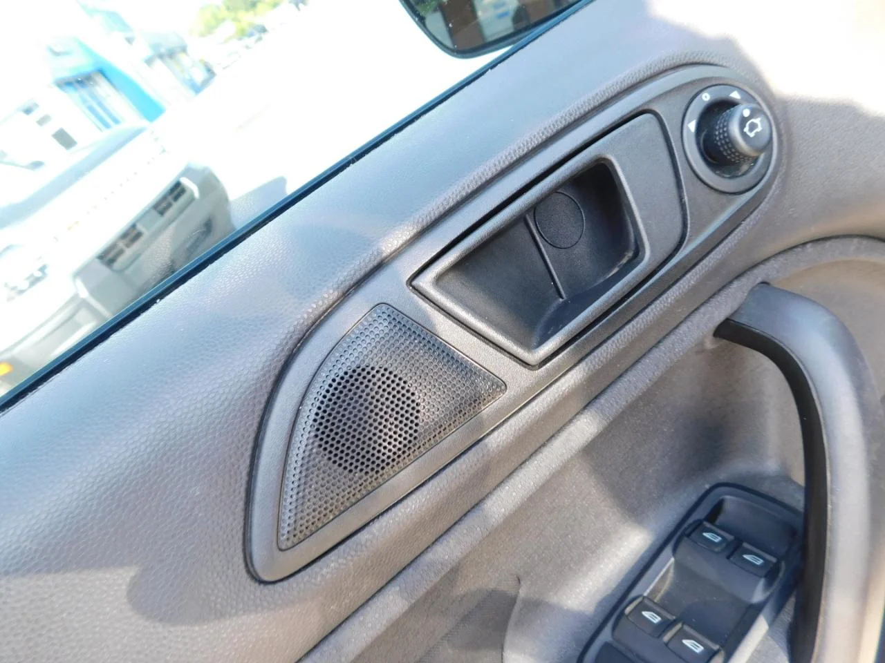 Used 2018 Black Ford SE SEDAN image 23