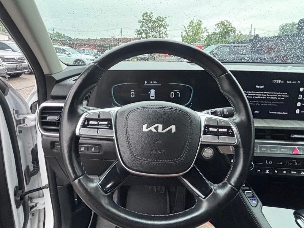 Used 2023 White Kia EX image 15
