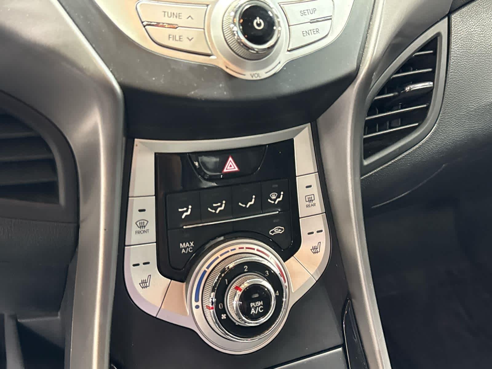 2013 Hyundai Elantra Limited - Photo 29