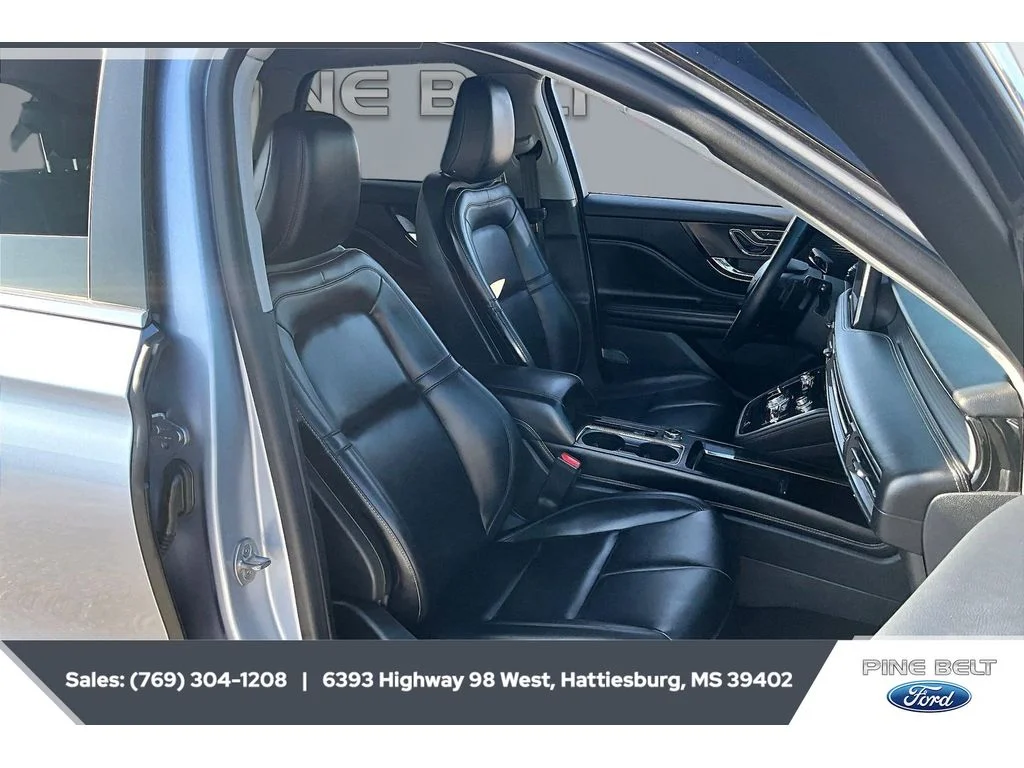 Used 2022 Elite Blue Metallic Clearcoat Lincoln Standard image 7