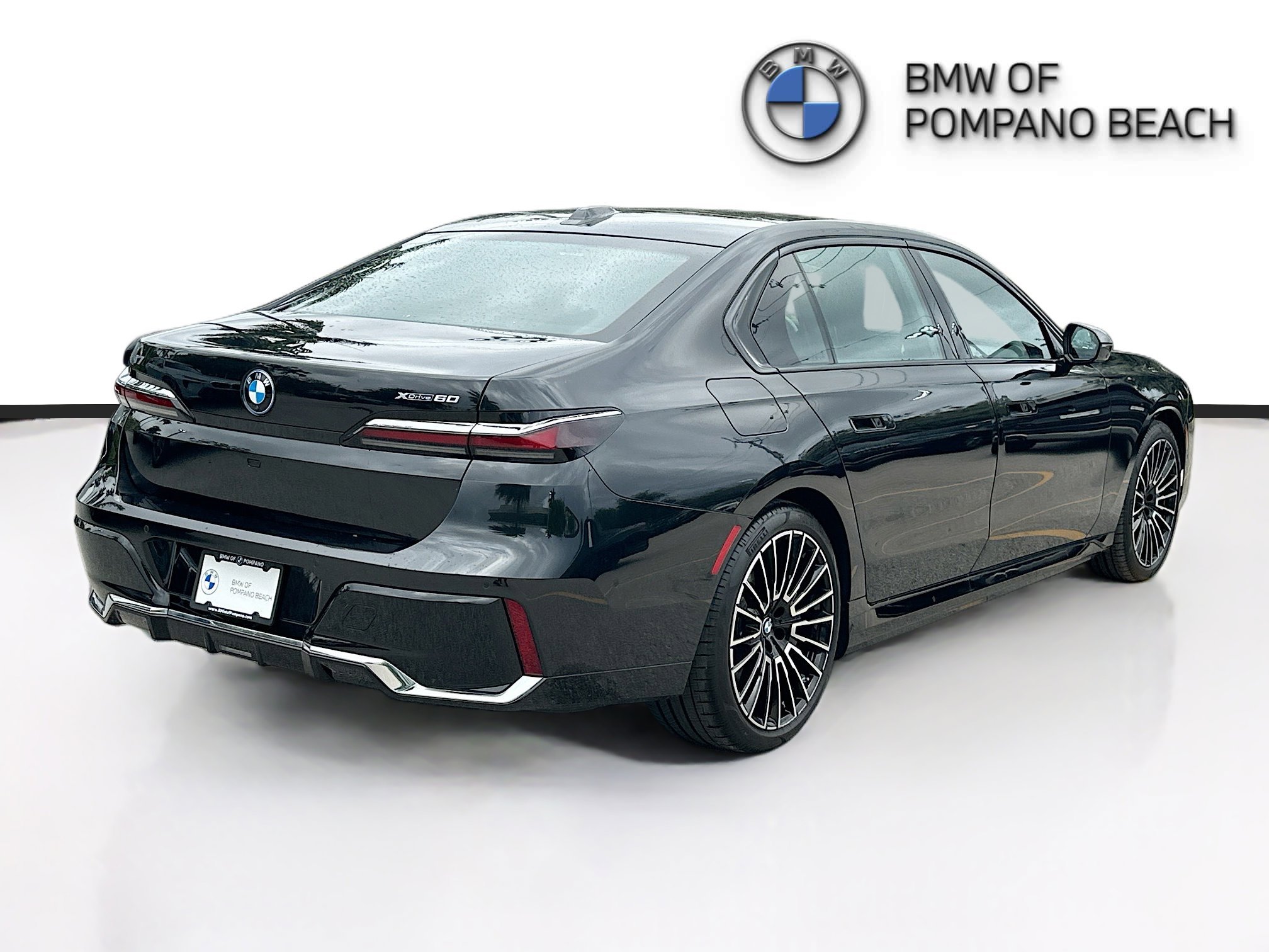 Certified Used 2024 Black Sapphire Metallic BMW xDrive60 image 7