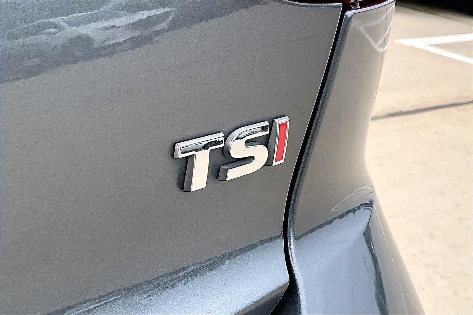 Used 2016 Platinum Gray Metallic Volkswagen 1.8T Sport image 10