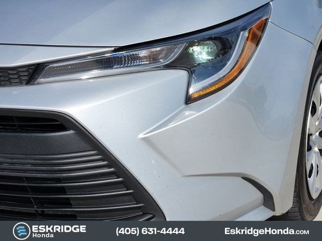 2023 Toyota Corolla LE - Photo 10