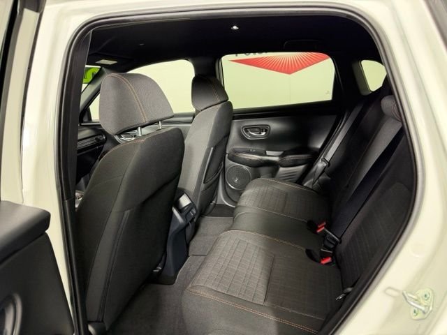 Certified Used 2025 Platinum White Pearl Honda Sport image 12