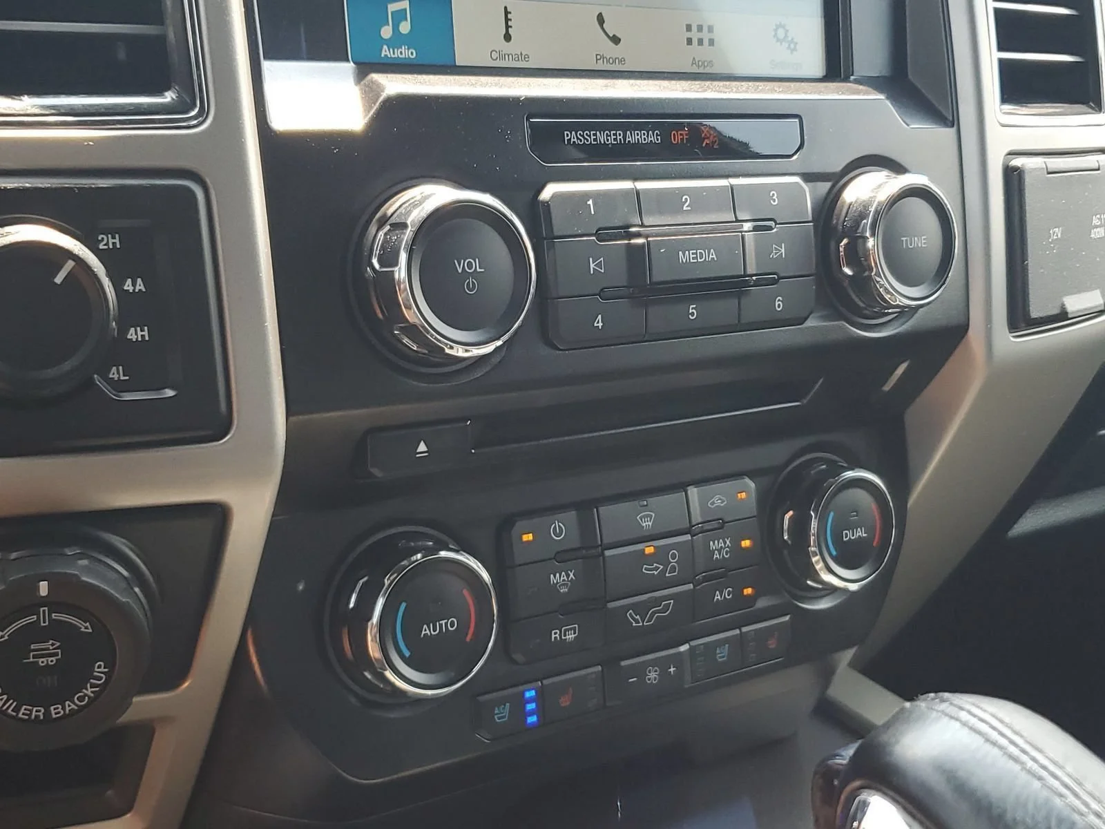 Used 2017 Black Ford Lariat image 23