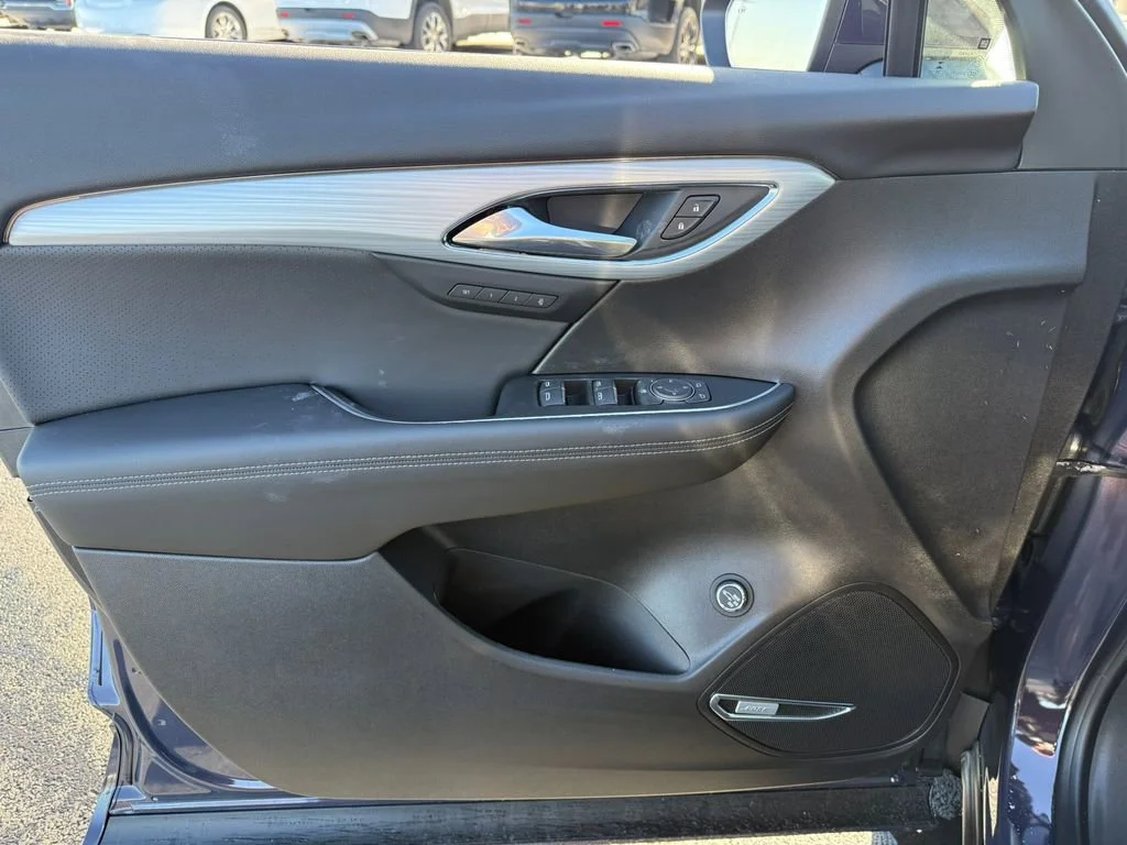 New 2026 Midnight Opal Buick Avenir image 16