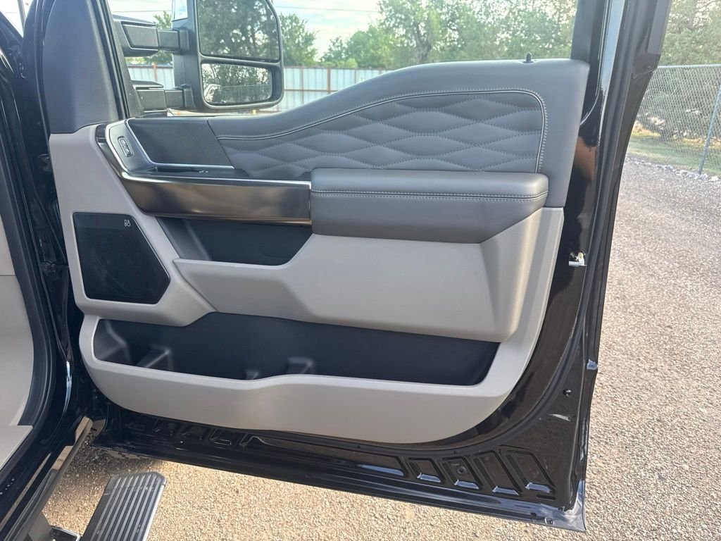 New 2026 Agate Black Metallic Ford Platinum image 38