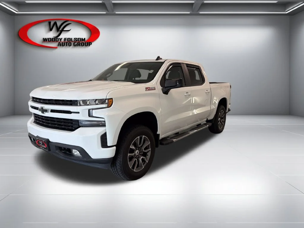 Used 2021 White Chevrolet RST image 3