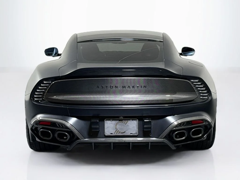 Used 2025 Oberon Black Aston Martin V12 image 4