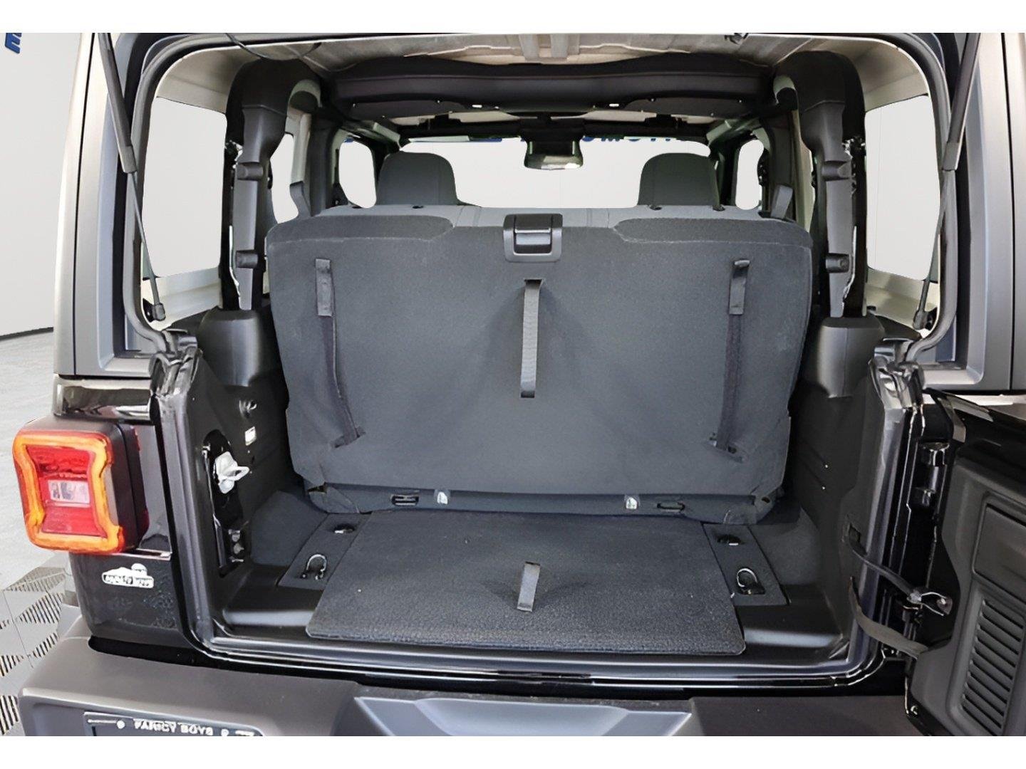 2025 Jeep Wrangler 2-Door Rubicon - Photo 6