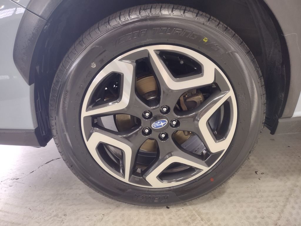 Used 2019 Khaki Subaru 2.0i Limited image 5