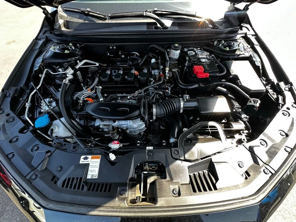 Used 2023  Honda LX image 15
