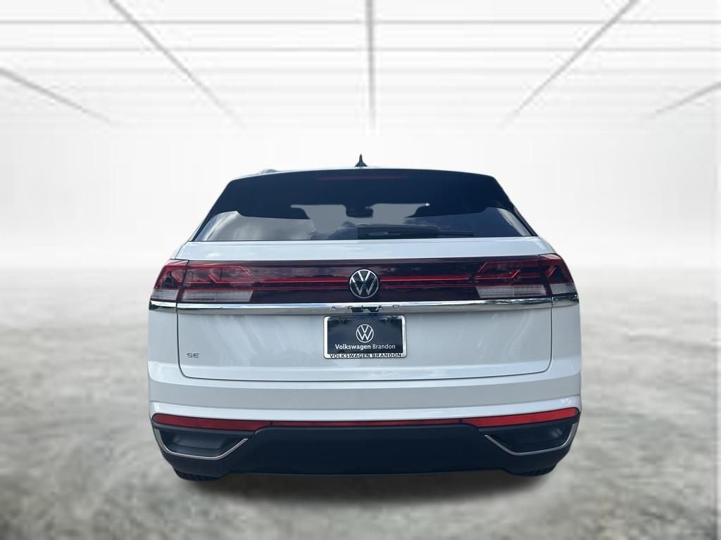 New 2026 White/off-white Volkswagen 2.0T SE image 4