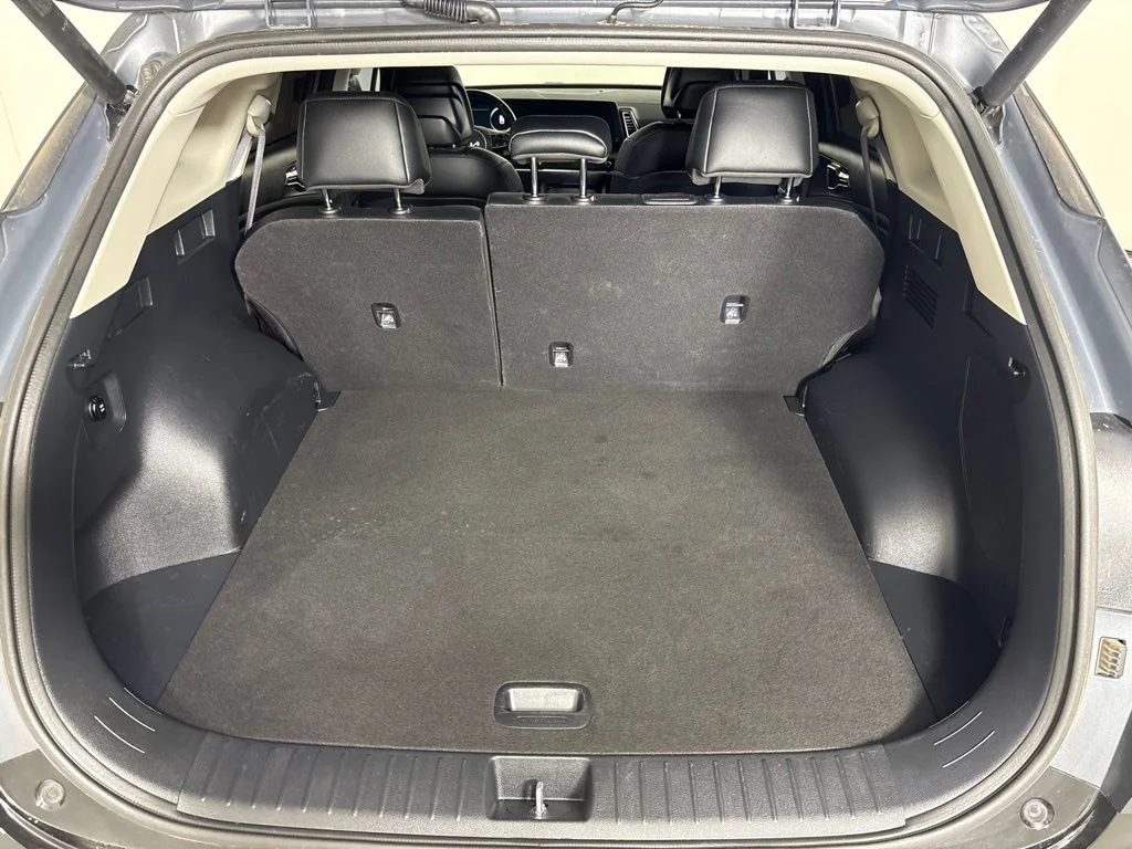 Used 2025 Shadow Kia SX-Prestige image 20