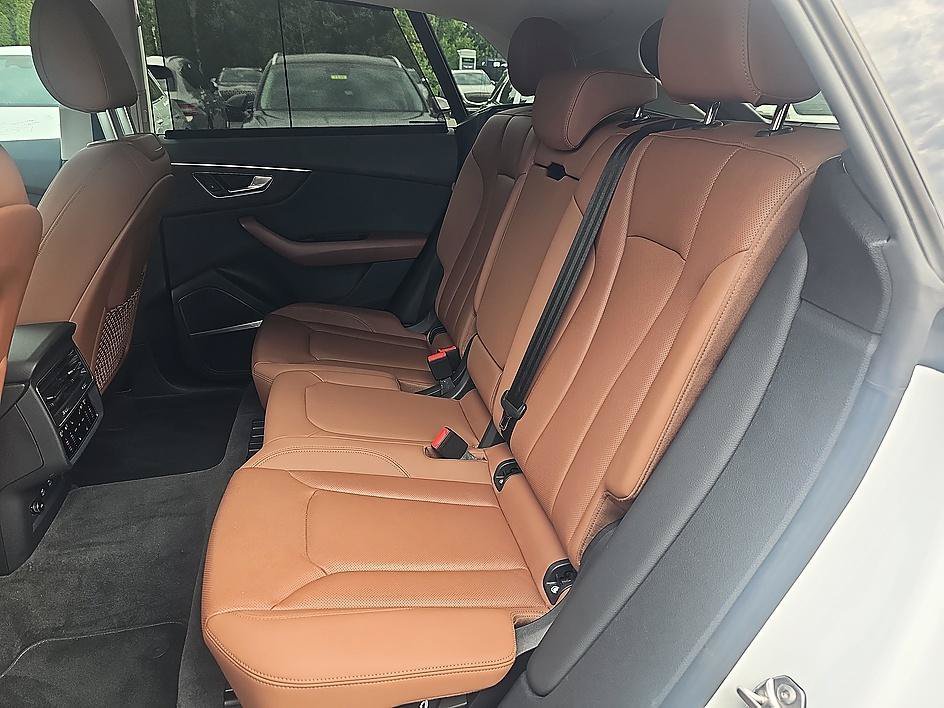 Used 2019 Glacier White Audi Prestige image 25