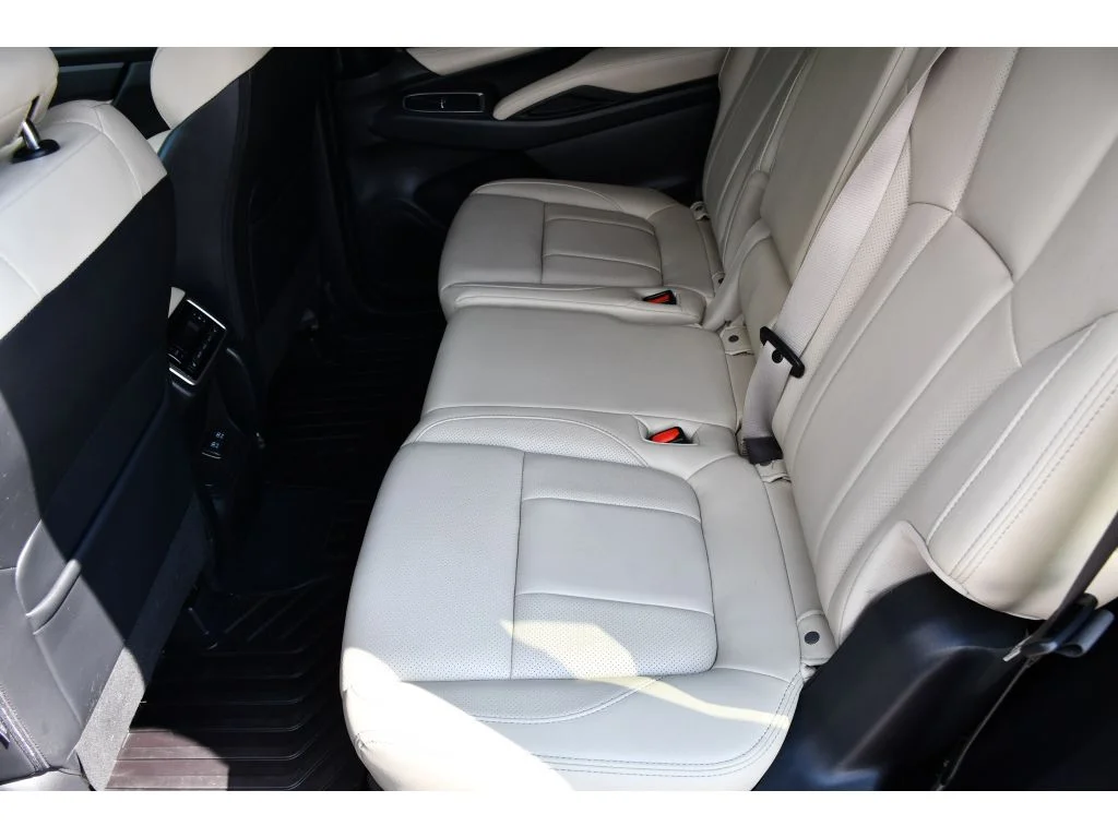 Used 2020 Crystal Black Silica Subaru Limited image 15