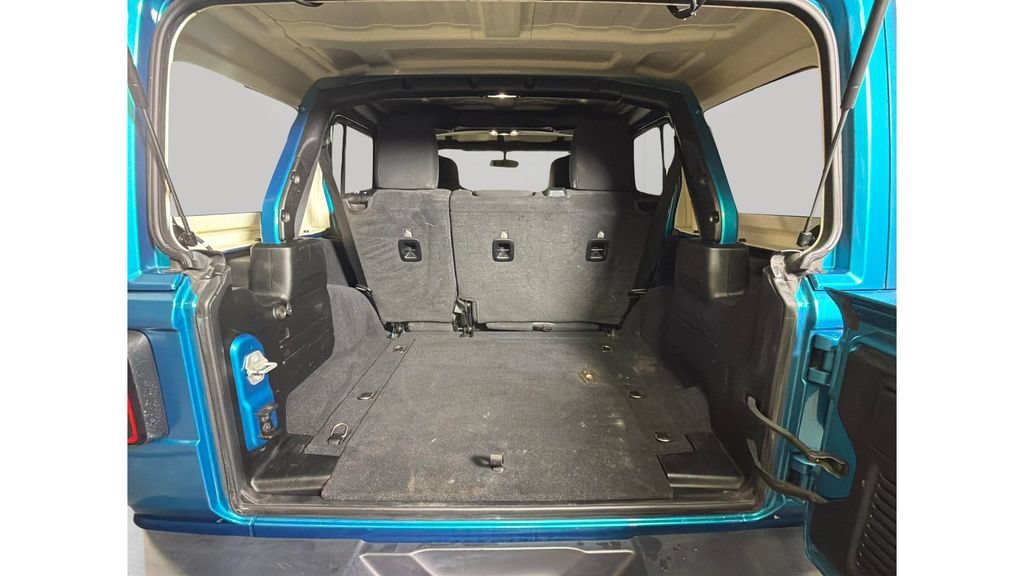 Used 2020 Teal Jeep Rubicon 4x4 image 27