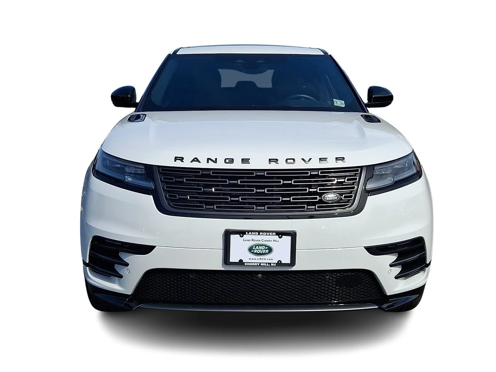 Used 2026 Fuji White   1Aa Land Rover Dynamic SE image 2