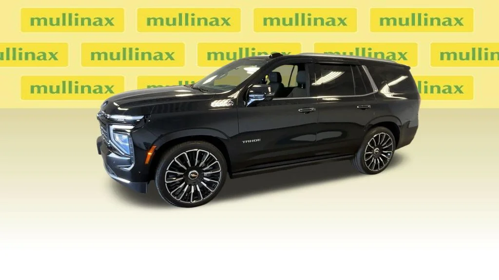 Used 2025 Black Chevrolet High Country image 6