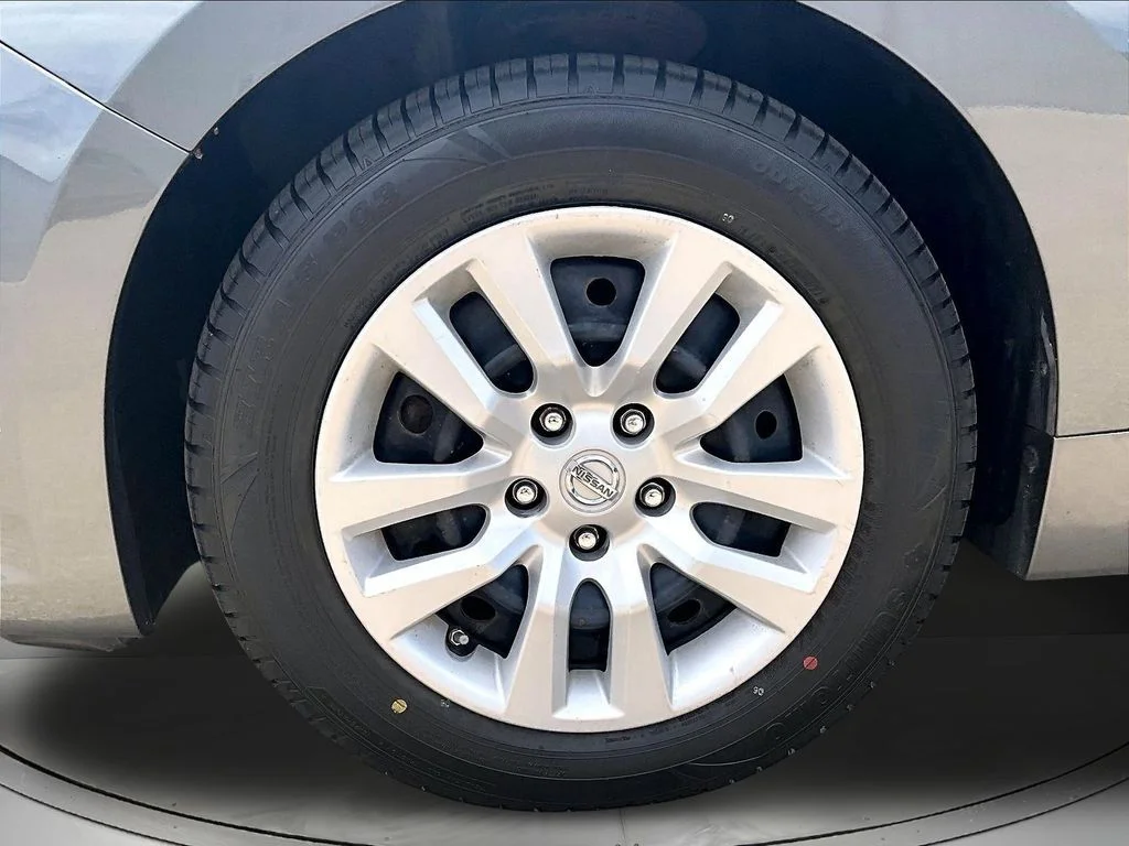 Used 2017 Gray Nissan 2.5 S image 34