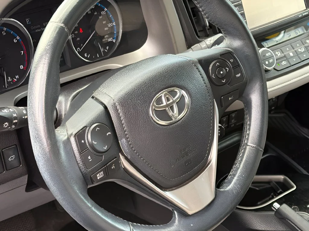 Used 2017 Barcelona Red Metallic Toyota Limited image 14