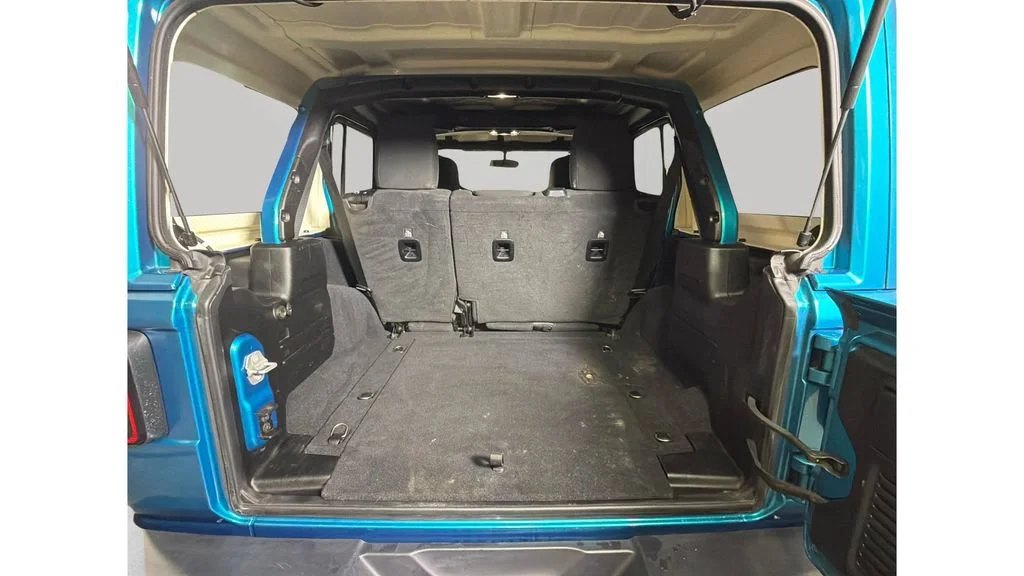 Used 2020 Teal Jeep Rubicon 4x4 image 27