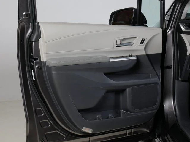 Used 2023 Gray Toyota Limited image 24