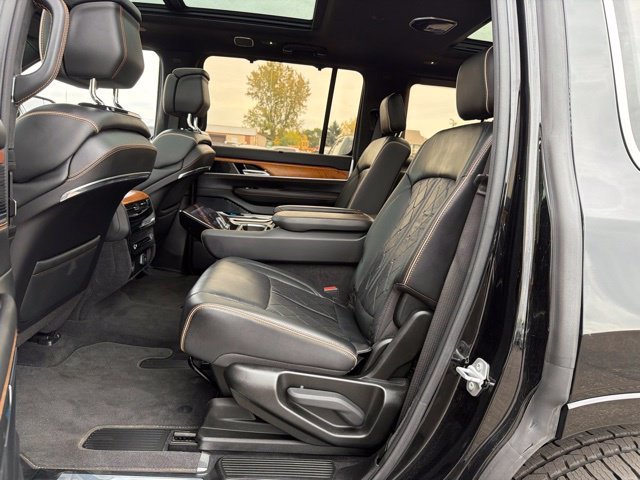 Used 2022 Black Jeep Series III image 20