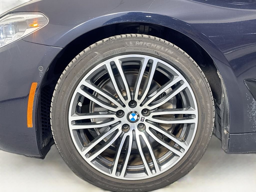 Used 2017 Carbon Black Metallic BMW 540i image 43