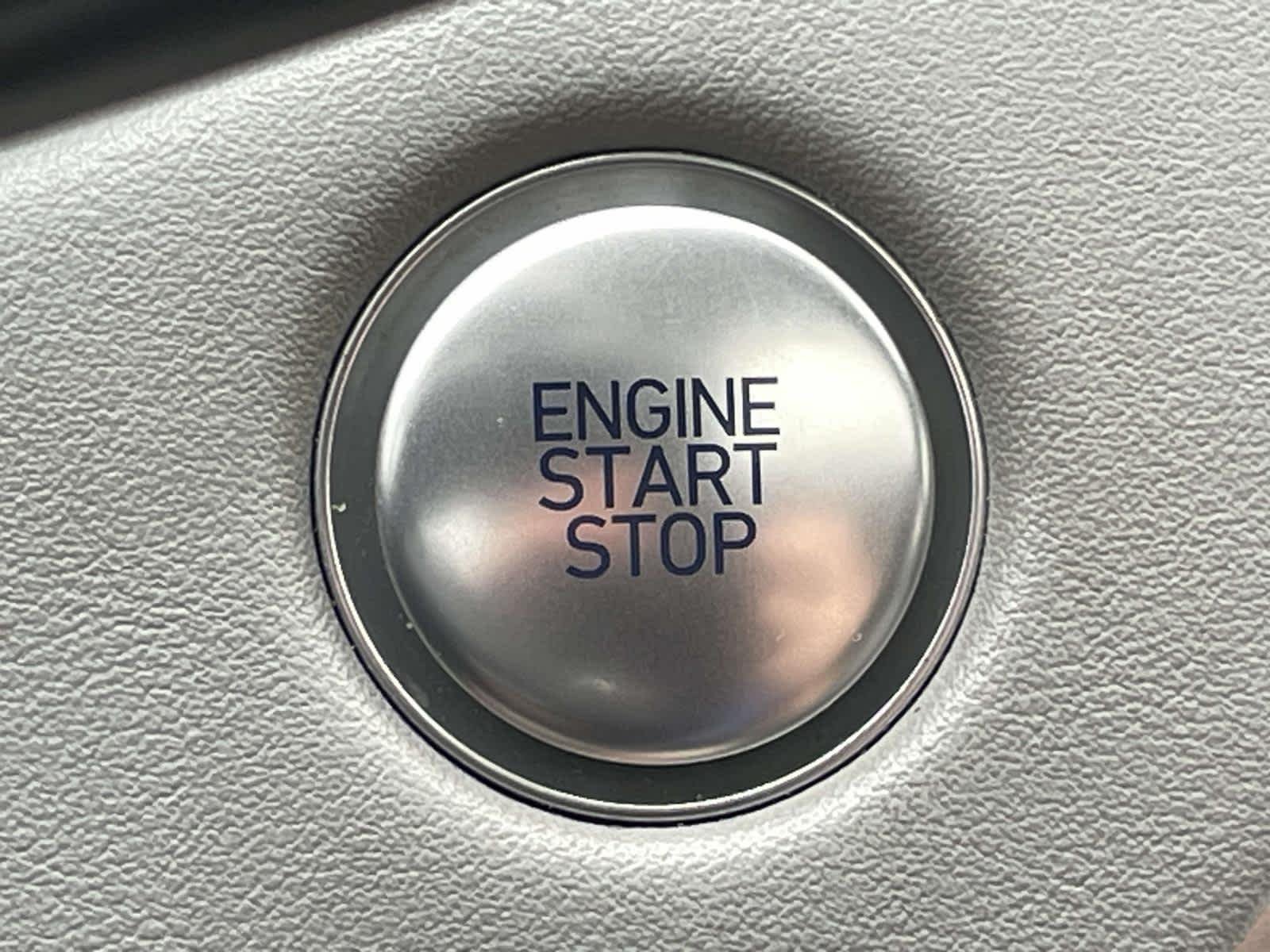 Used 2020 Sierra Burgundy Hyundai SEL image 41