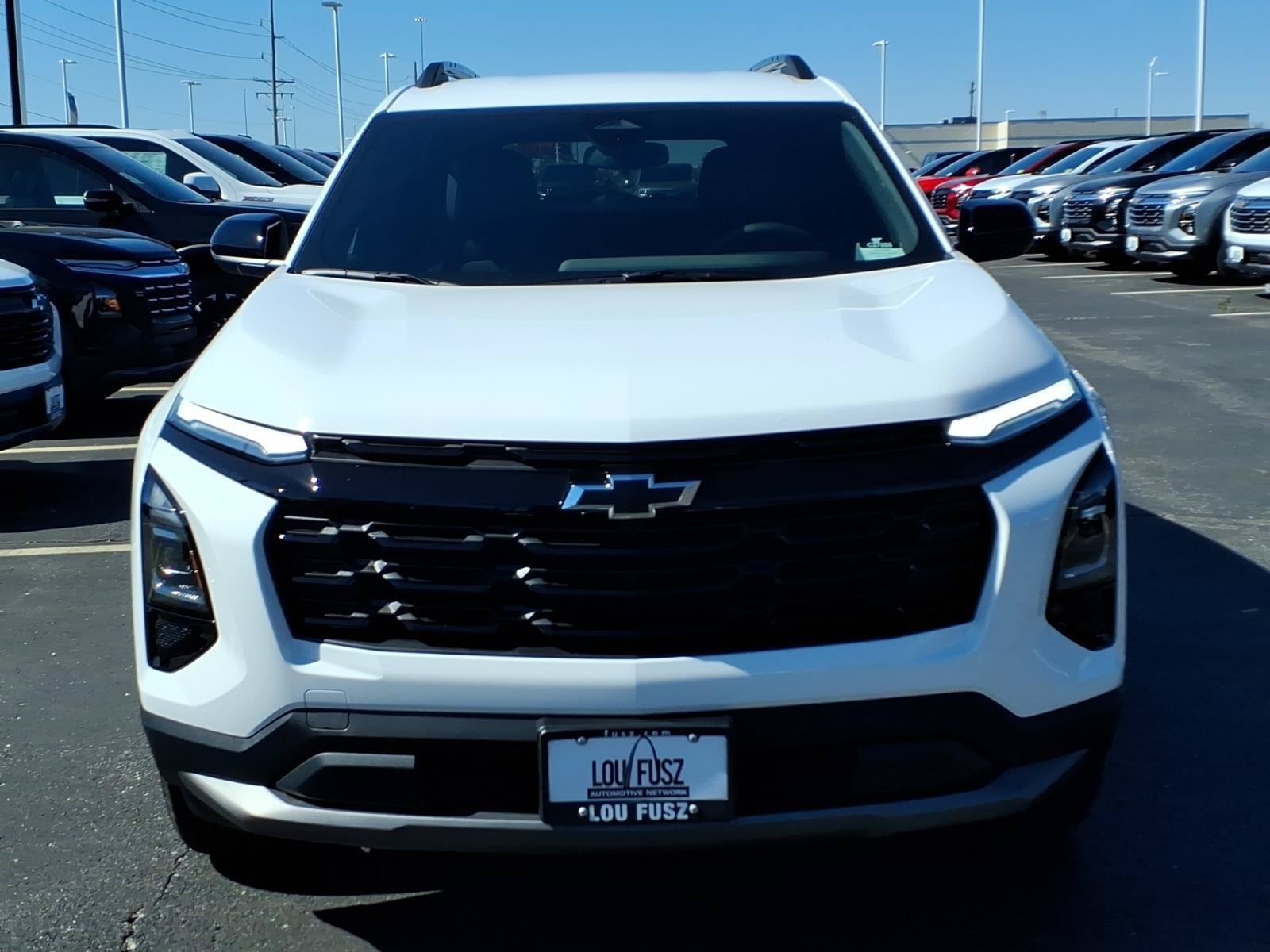 New 2027 Summit White Chevrolet LT image 20