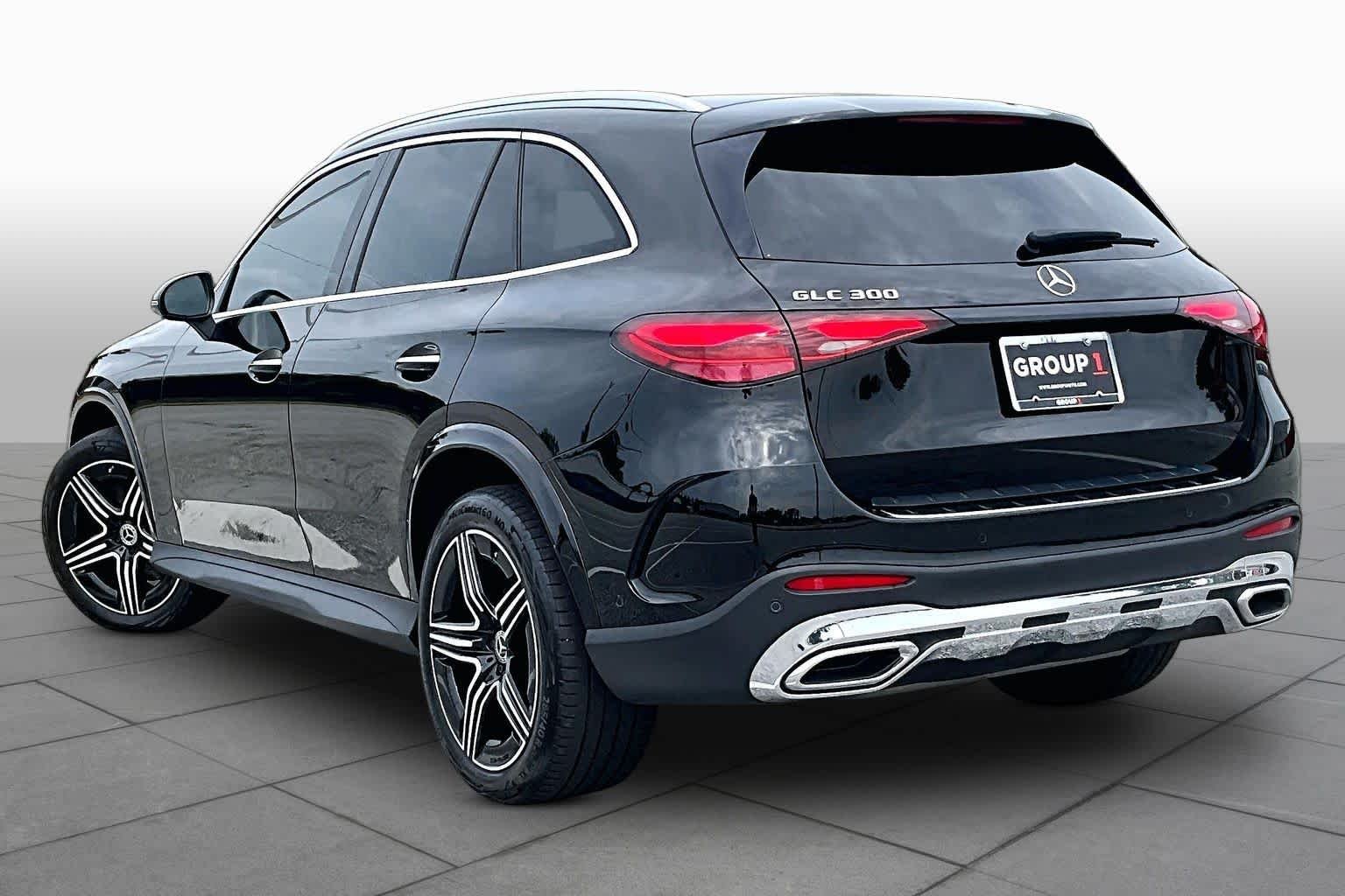 Used 2023 Black Mercedes-Benz GLC 300 image 12