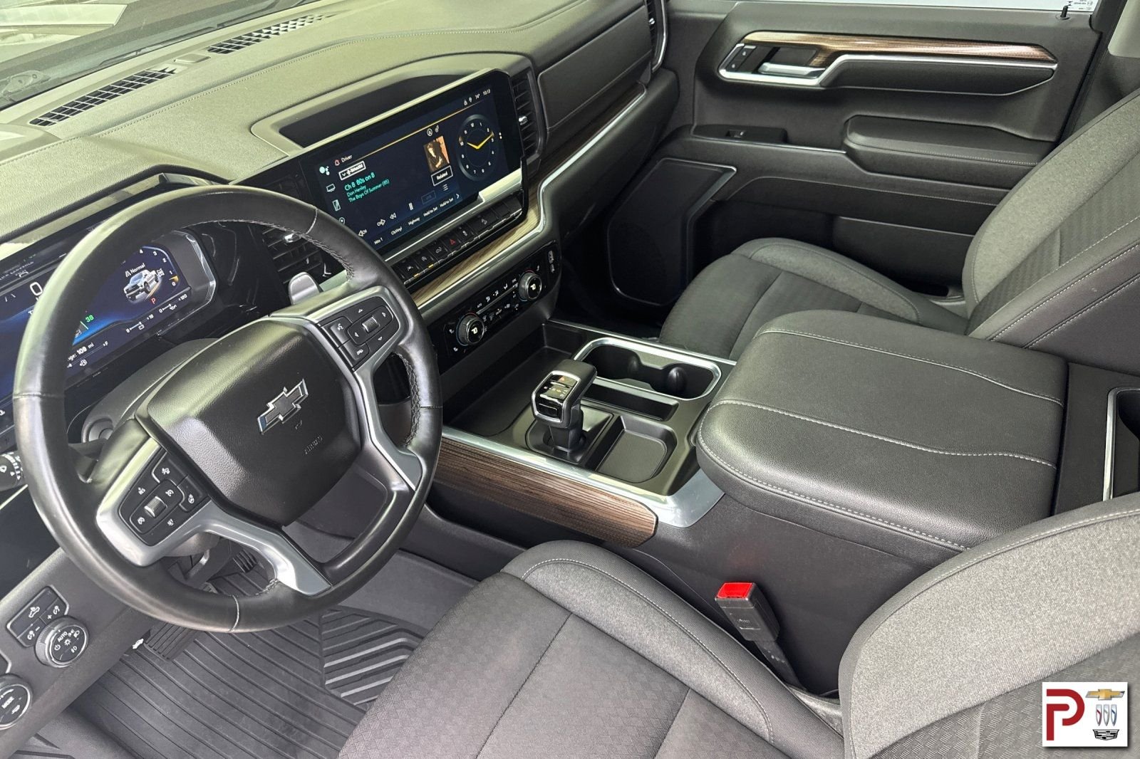 Used 2023 White Chevrolet LT Trail Boss image 10