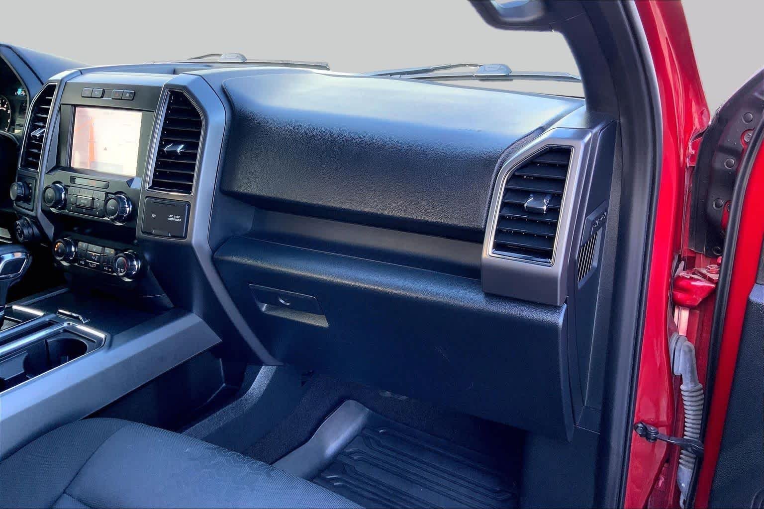 Used 2020 Rapid Red Metallic Tinted Clearcoat Ford XLT image 19